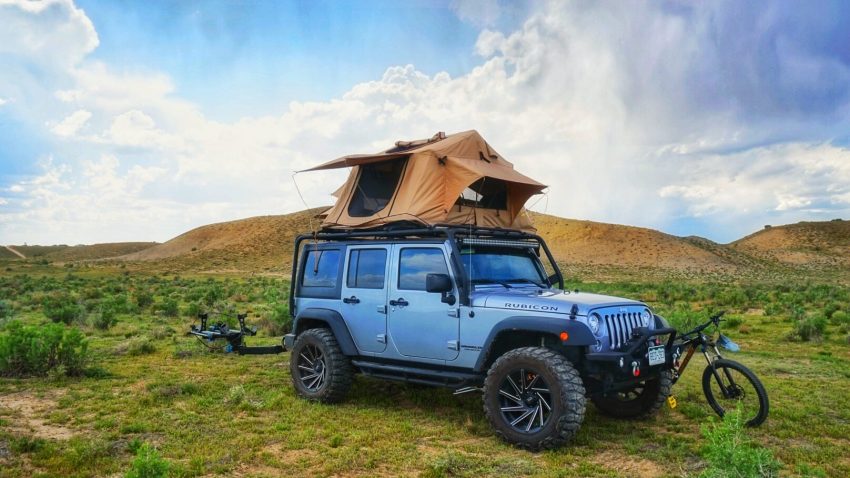 Soft Shell Roof Top Tent, Smittybilt Overlander